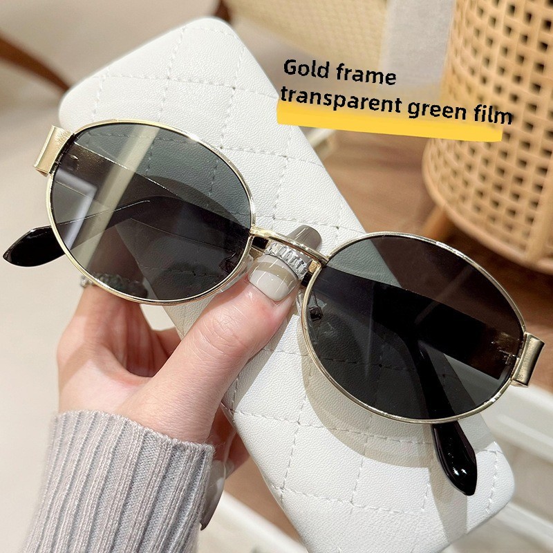 Moda primavera ed estate 2024 Nuovi occhiali da sole alla moda per uomo e donna Internet Celebrity Trendyy Occhiali da sole da guida Modelli esplosivi Vendita diretta in fabbrica all'ingrosso_voghion.com