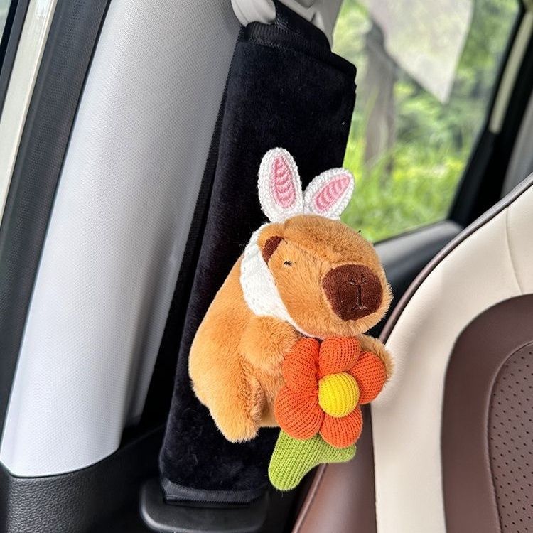 Capybara car decoration ornament, shoulder pad, center console, for girls, 2024 new model for car display screen