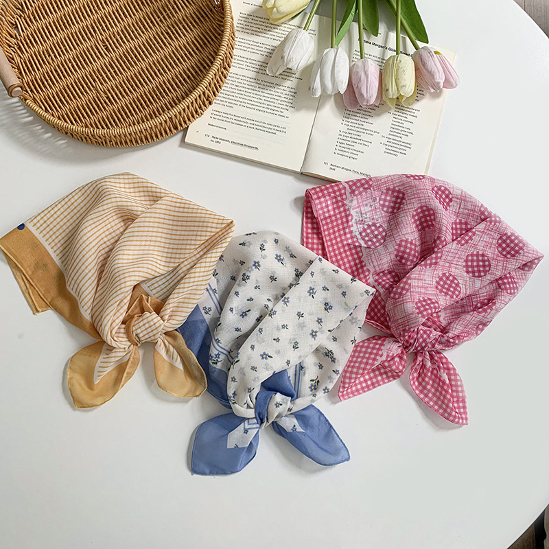 Pañuelo floral, estilo pastoral femenino de verano, nuevo estilo, bufanda fresca, bufanda de seda, bufanda cuadrada pequeña, bufanda de cuello de sentido avanzado
