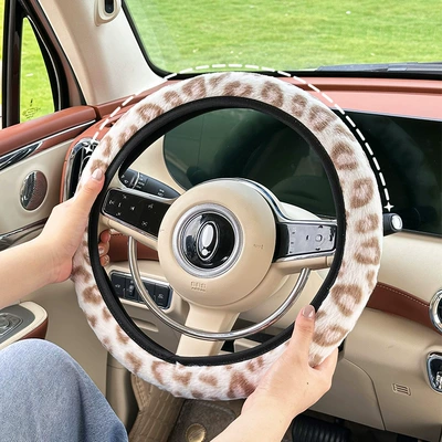 Steering wheel cover – Anti-Slip Steering Wheel Protective Cover