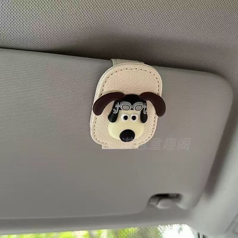 Cute New Kitty Cat Car Glasses Holder, Sunglasses Storage, Magnetic Car Interior Kt Cat Glasses Clip