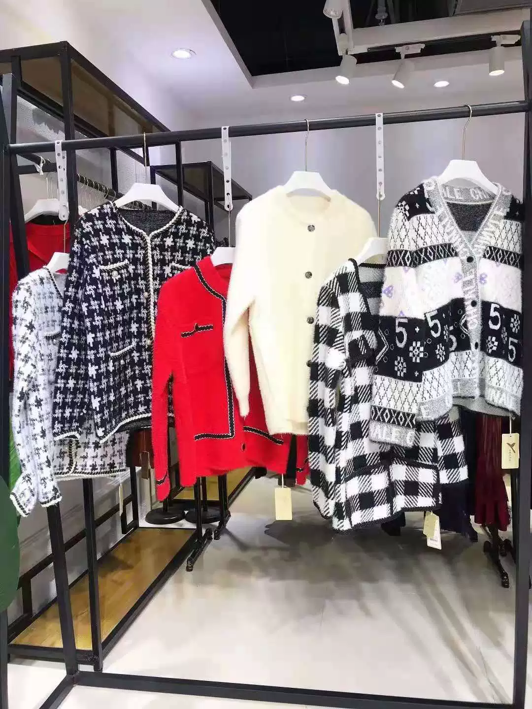 [Маленькое ароматное пальто] 22 осень новая мода элегантная женская одежда в прямом эфире