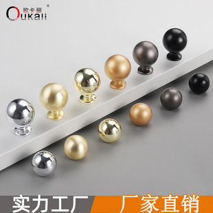 ��ʽ�\�Ͻ����T���֬F�����s��ɫ�����~ɫ��φοי������İ���