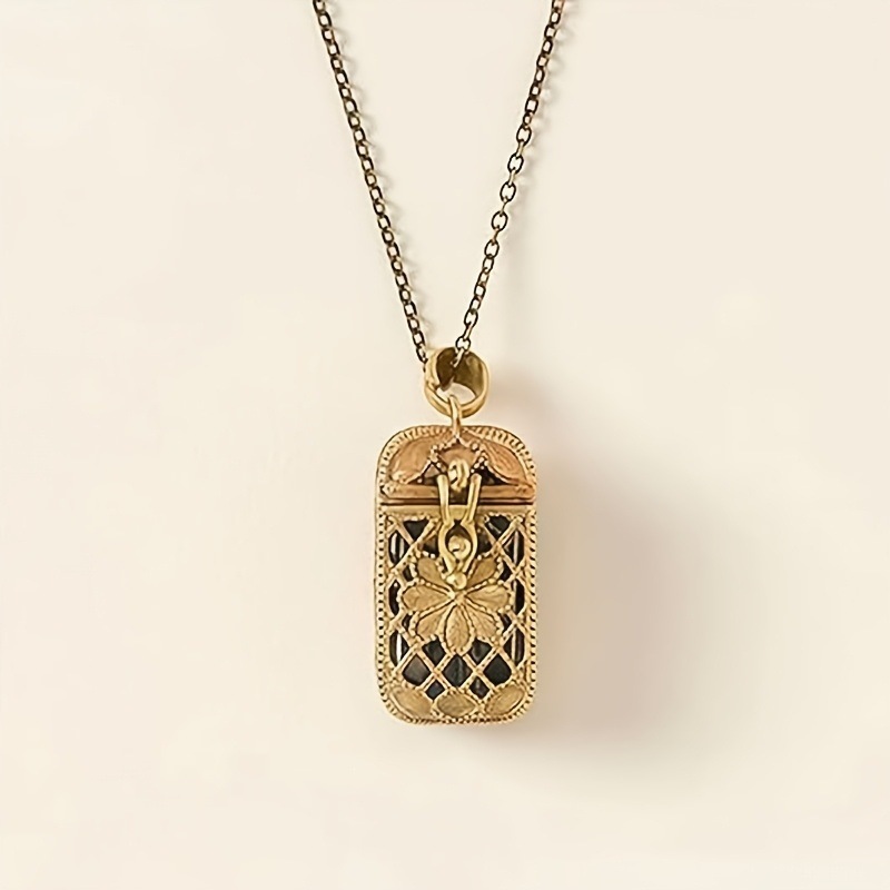 Amazon's Best-Selling Hot Item in Stock: Tiny Tarot Deck Necklace Mini Tarot Card Necklace Bracelet