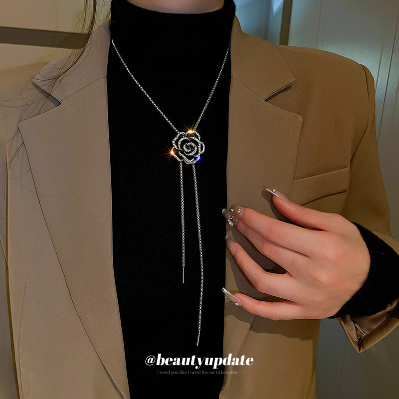 Camelia ZIRCON aceite goteo collar ajustable nicho dulce fresco estilo largo borla suéter cadena moda luz collar de lujo