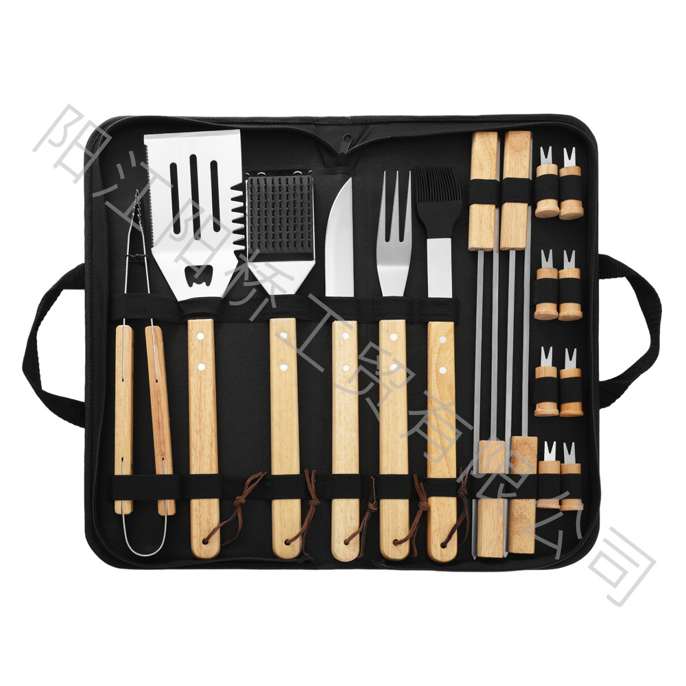 Fábrica en stock acero inoxidable parrilla set mango de madera BBQ camping al aire libre herramientas de parrilla bolsa de tela horquilla de parrilla combinación