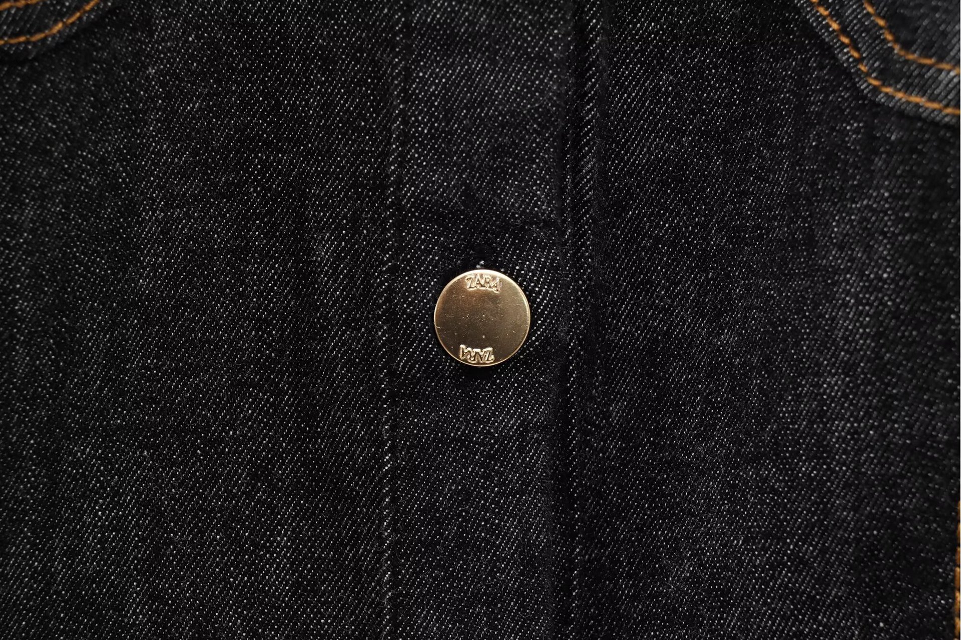 GraceChic 2025 Primavera Nuova Moda Donna Semplice Camicia Slim in Denim con Colletto Rivoltabile e Maniche Lunghe Casual Set di Pantaloni_voghion.com