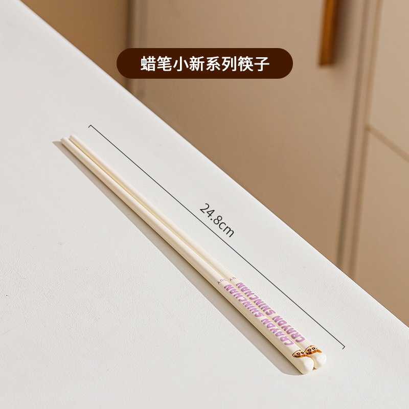 Crayons, ceramic chopsticks