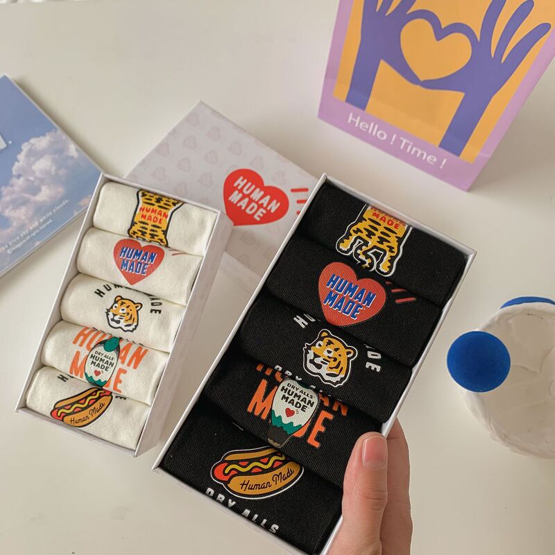 HUMAN MADE printed gift box street fashion socks tiger head Love duck lovers skateboard cotton boat Socks