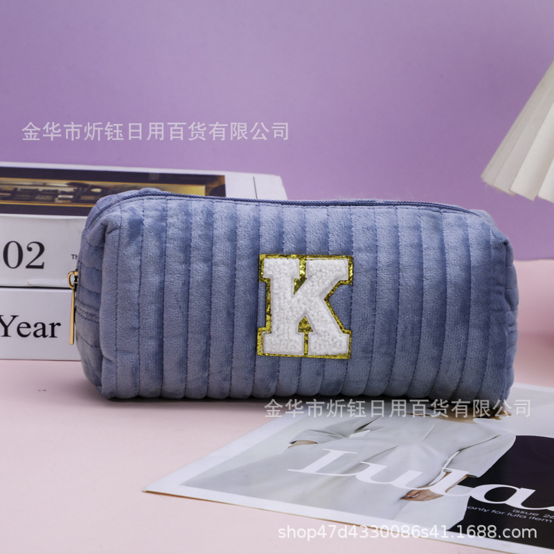 厂家直销跨境亚马逊爆款天鹅绒绗缝雪尼尔字母化妆包化妆品收纳袋