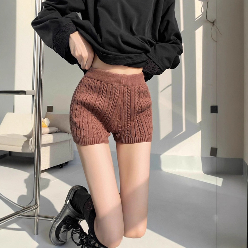 American-Style Elastic Waist Slim-Fit Hip-Hugging Knit Shorts for Women, Autumn and Winter Hot Girl Tight-Fitting Knit Shorts for Outerwear American-Style Elastic Waist Slim-Fit Hip-Hugging Knit Shorts for Women, Autumn and Winter Hot Girl Tight-Fitting Knit Shorts for Outerwear