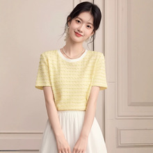 ����С���L�Sɫ���˼y�Ứײɫ�A�I����T��Ů�ļ������Мp�g����