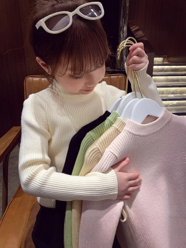 Girls' Sweater, Stylish Children's Solid-Color Round-Neck Knitted Base Layer Top, Winter New Arrival Innerwear Top for Little Girls