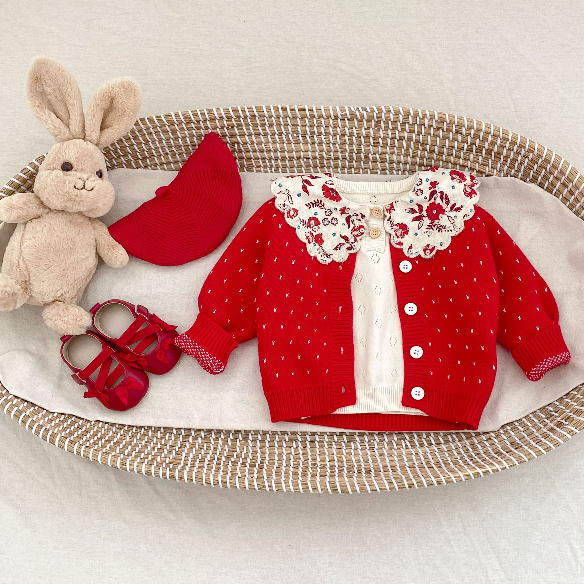 Autumn Children's Fashionable Sweet Baby Girl's Jacquard Red Knitted Coat Cardigan