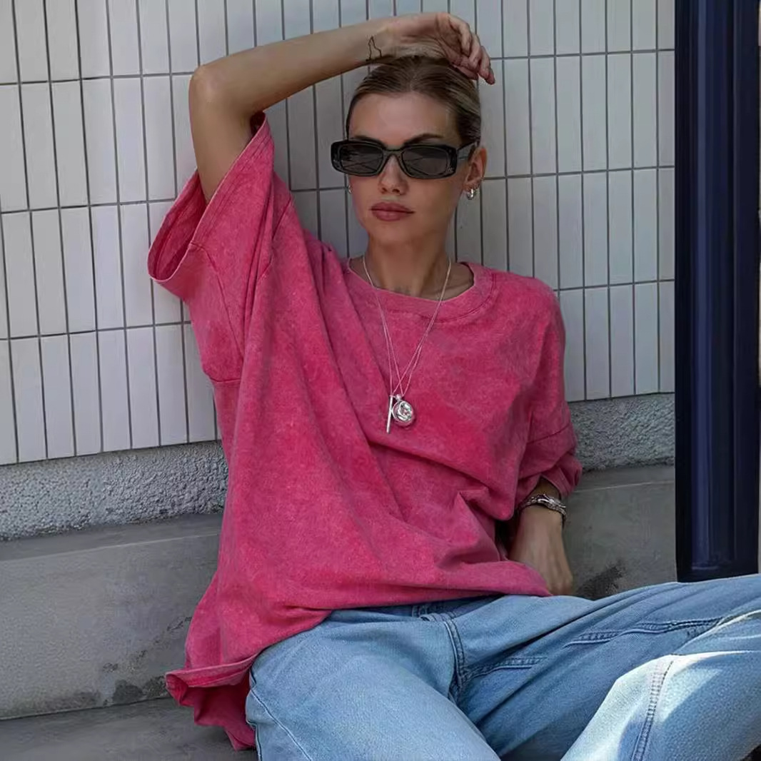 summer short sleeve T-shirt for men and women for leisure with a…