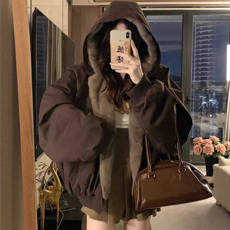 Plus-Size American Retro Reversible Fleece Hooded Jacket for Women, Winter Loose Warm Versatile Top