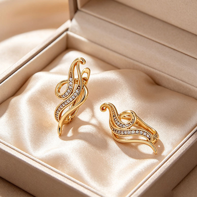 Pendientes de aro Xuping transfronterizos rusos de 18k con incrustaciones de diamantes, joyería de lujo ligero de alta gama al por mayor para mujer.