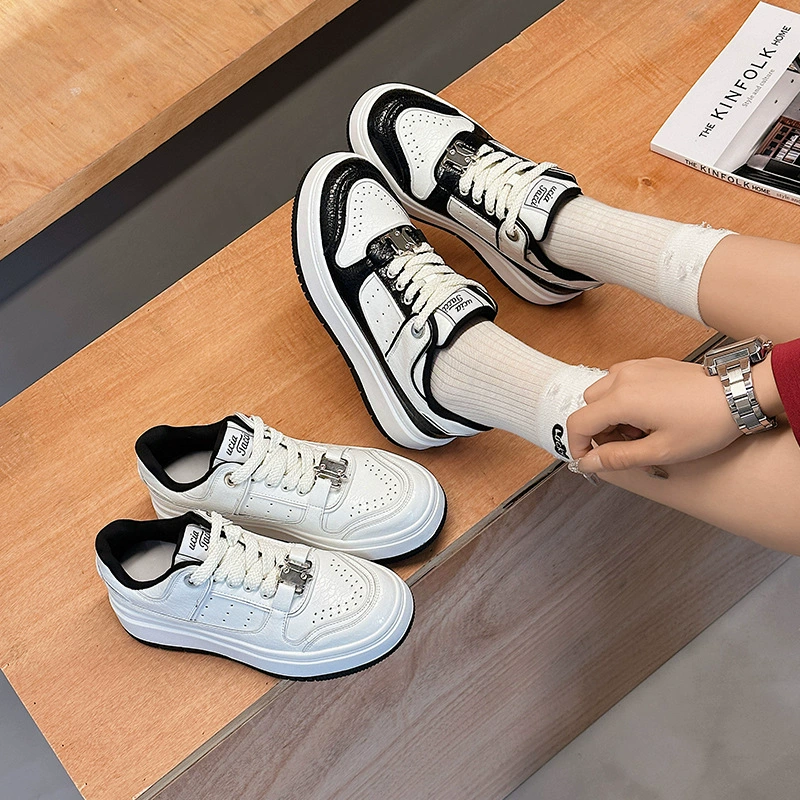 Женские кроссовки на толстой подошве, весна 2025, новый стиль, белые туфли из натуральной кожи, повседневные универсальные дышащие женские кроссовки из воловьей кожи на мягкой подошве
