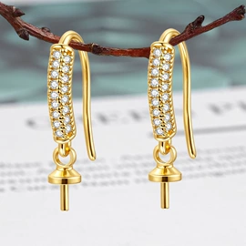 耳环;耳钉;吊坠