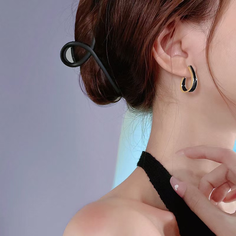 new drip glaze black white U-shaped earrings