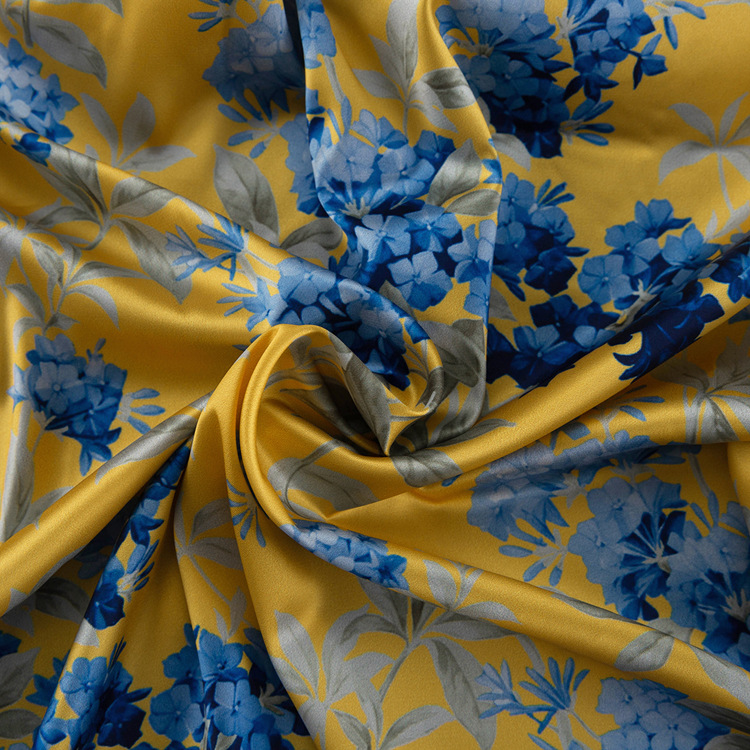 Conjunto de dos piezas de pantalones anchos de cintura alta con cordones y manga larga estampados de satén para otoño e invierno