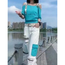 发9086大爱美依缘2025新字母背带一字肩短袖T恤高腰破洞牛仔裤潮