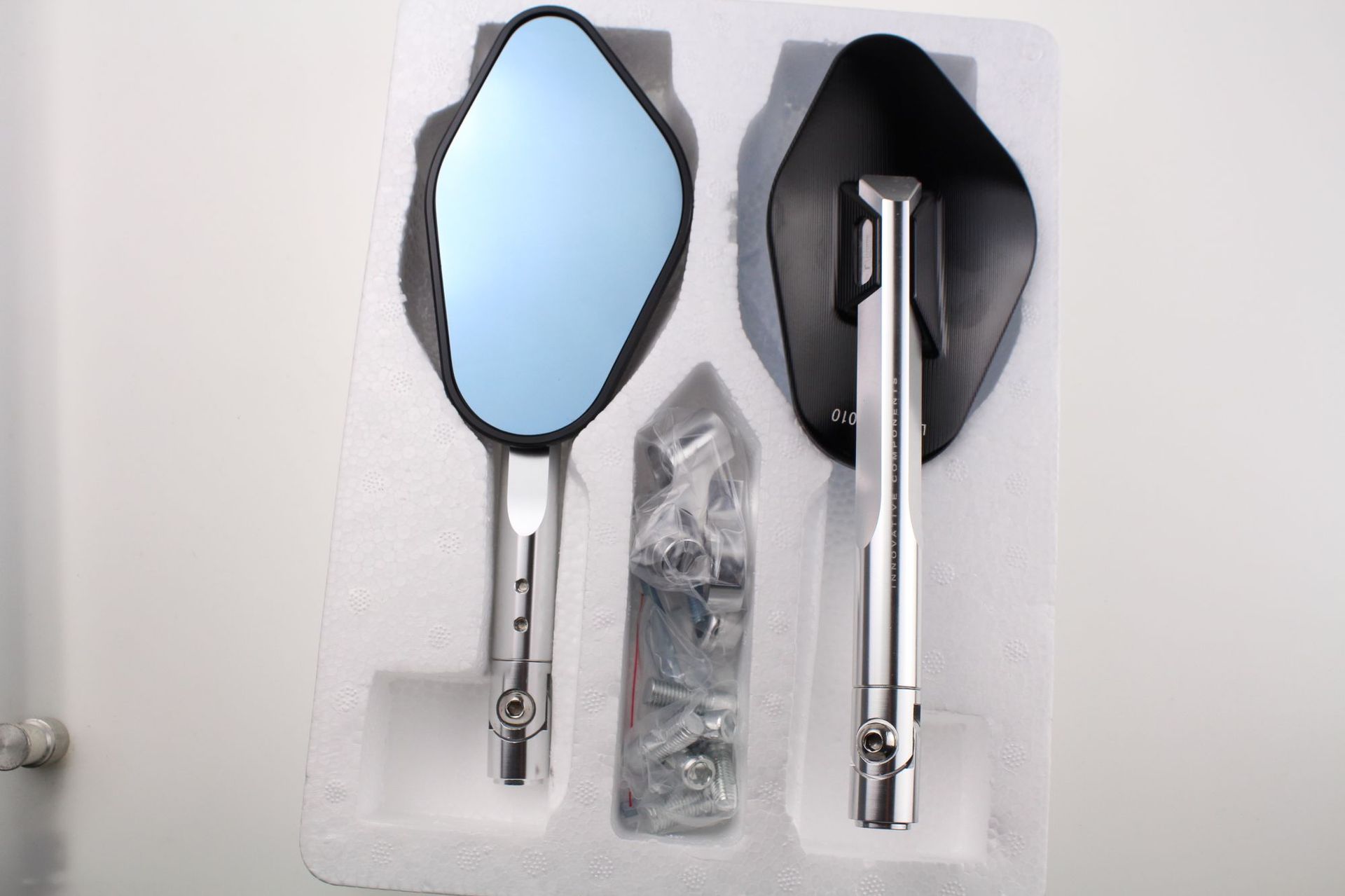 Universal Motorcycle Rearview Mirror Modification, Large-Angle Foldable Personalized Mirror, Side View Mirror, Reversing Assist