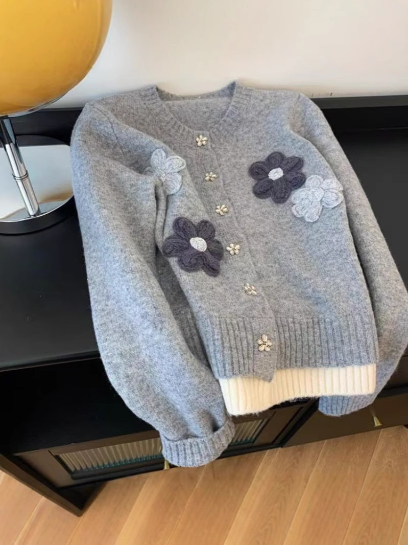 Áo khoác cardigan len dệt kim mềm mại màu xám nữ thiết kế độc đáo — xám