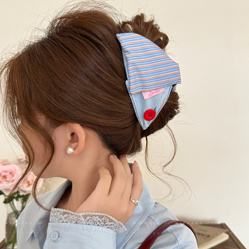 新しいレトロな韓国生地のリボン三角形クリップ女性の大きなヘアクリップ後頭部の髪の量シャーククリップ|undefined