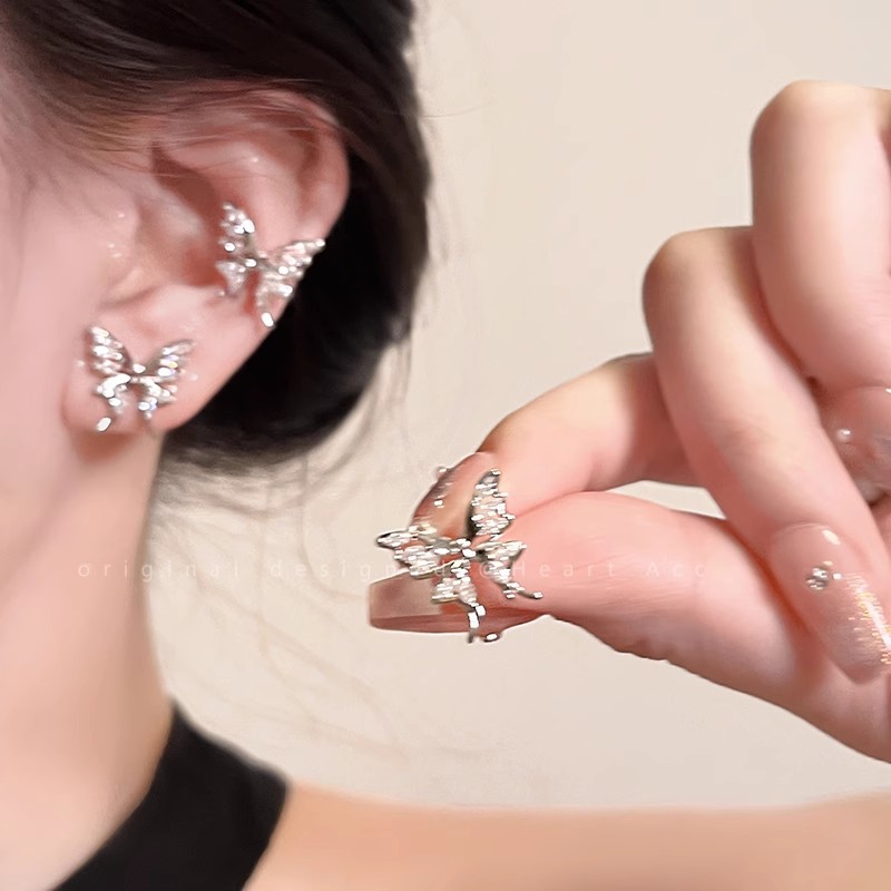 A2253 stud earrings