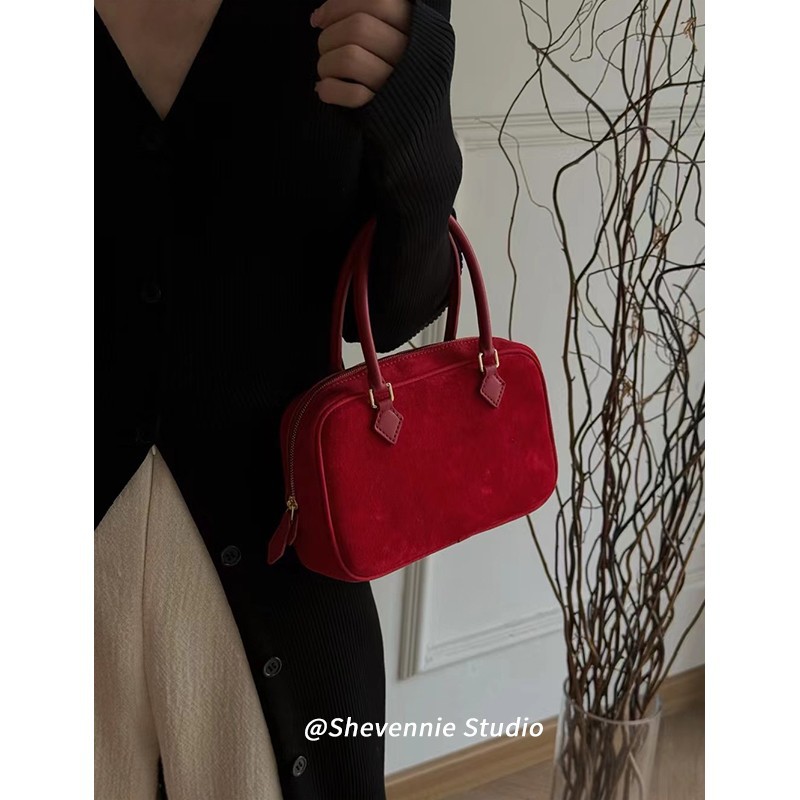 Los pedidos coreanos contienen ovejas de cuero, fideos de lana de beijing, bolsos cuadrados pequeños de mano, bolsos de boston, bolsos de mujer, moda