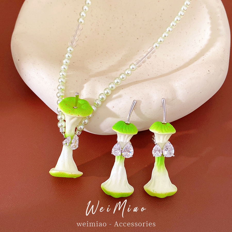 Cuentas de resina de zircón manzana collar de perlas de lujo ligero nicho cadena de clavícula pequeña fresca y dulce temperamento conjunto de joyas