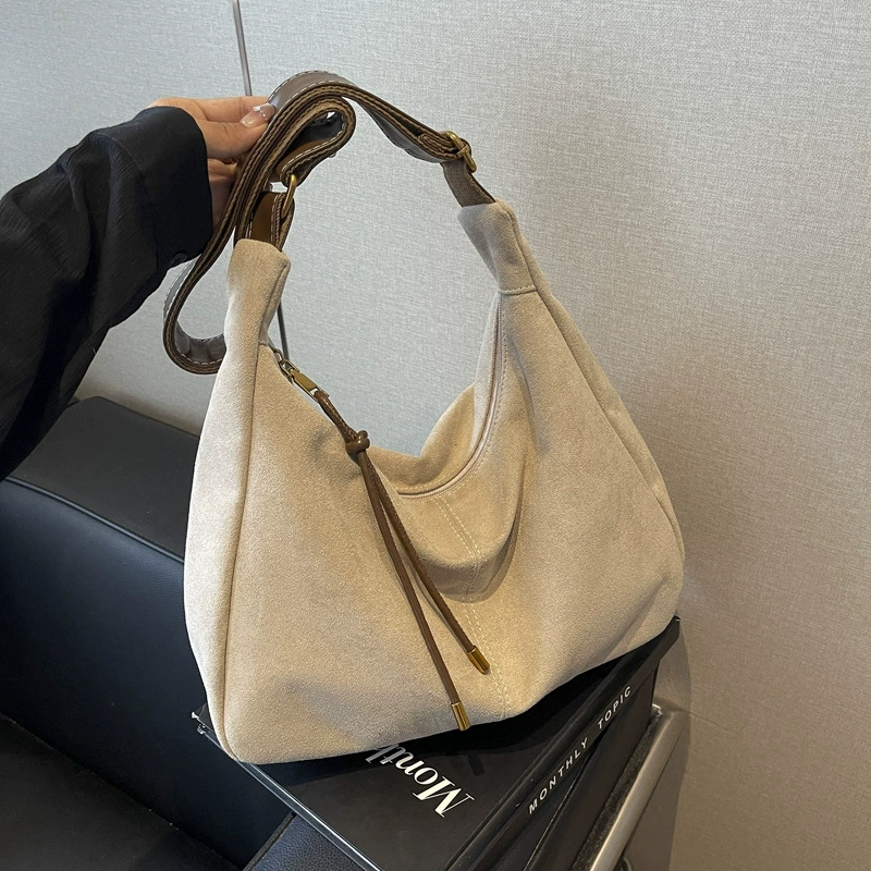 Демисезонная замшевая сумка через плечо, сумка на одно плечо