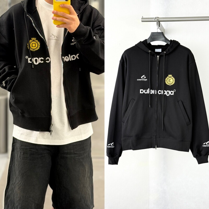 Top-quality 26SS Paris fashion brand new BLCG football series badge embroidered zip-up hoodie