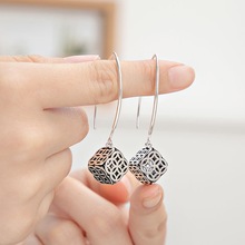 国潮女生日韩时尚简约镀银耳环四方来财铜钱耳坠耳饰百搭生日