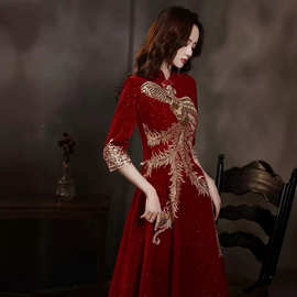 2024夏季礼服红色旗袍高级感时尚新中式刺绣结婚回门订婚女敬酒服