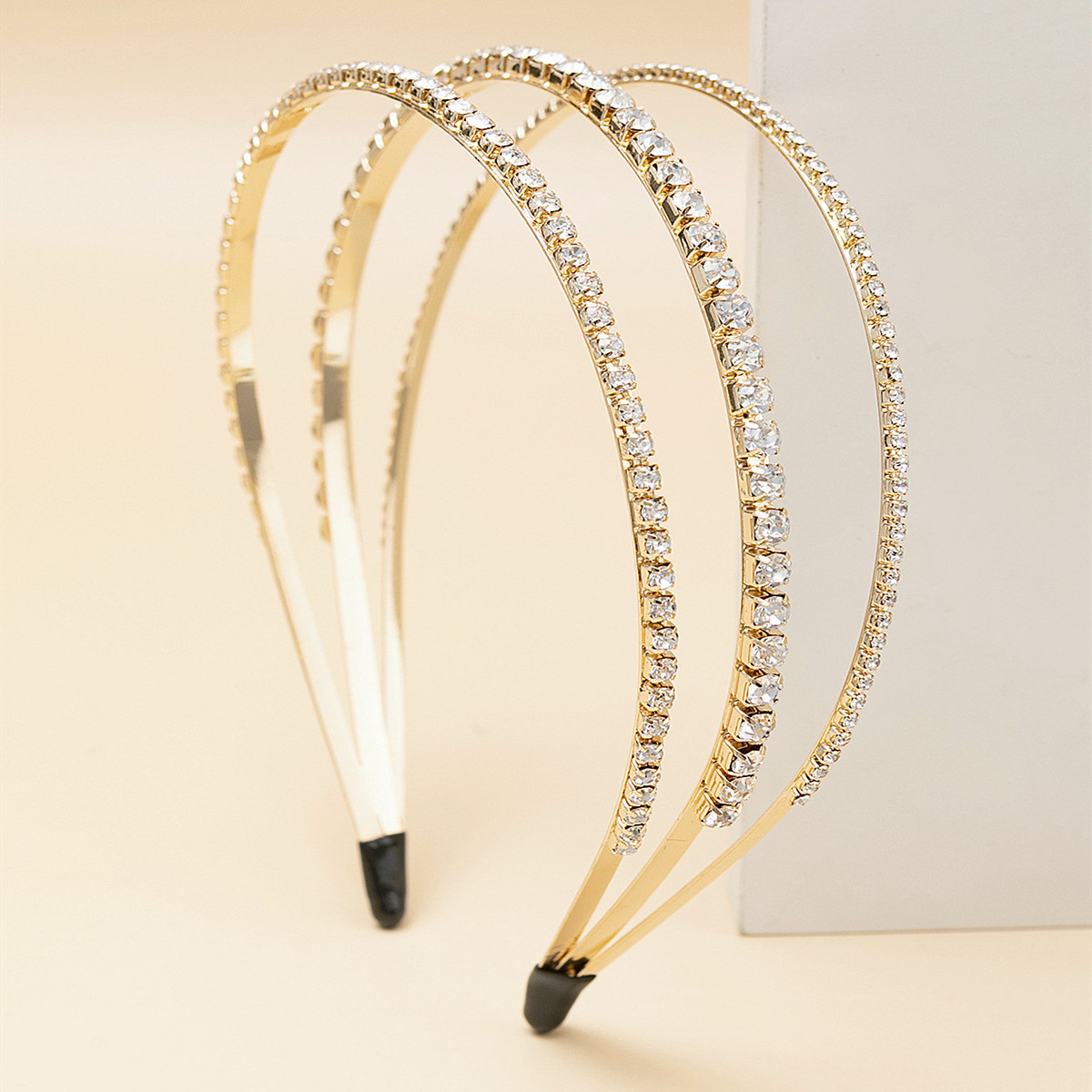 Women'S Gender Plating, Inlay Design Fashion Style Women'S Fashion Solid Color Iron Plating Inlay Rhinestones Pearl Hair Band