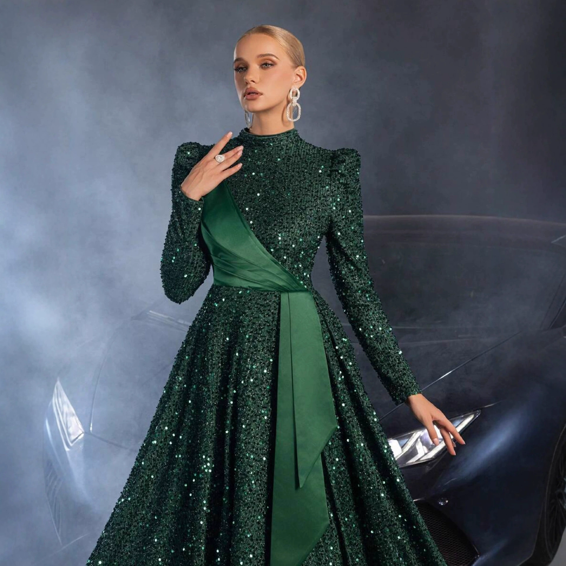 欧美跨境时尚晚礼服宴会创意亮片拼缎面派对毕业礼服舞会礼服长裙