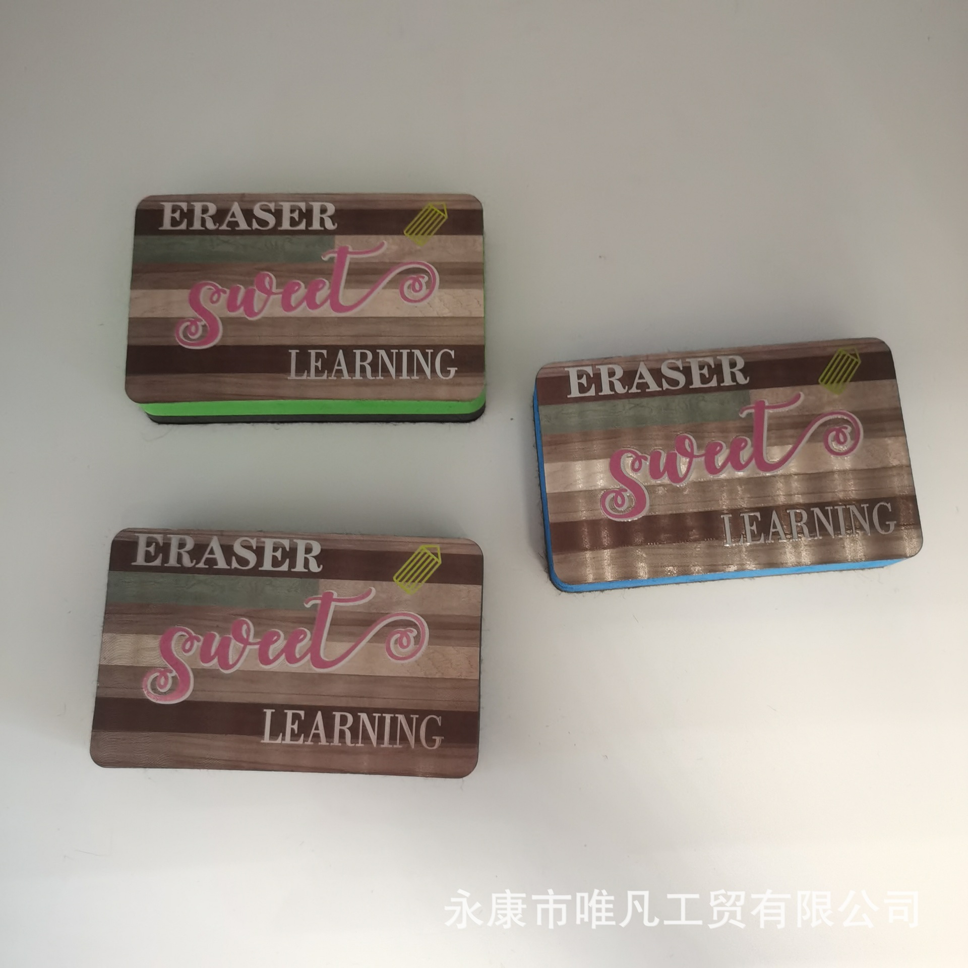 Limpie de lámina de plástico de diafragma de dibujos animados de estudiantes una variedad de accesorios de pizarra personalizados opcionales limpieza magnética