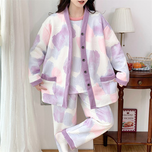 Autumn and winter air cotton monthly clothing three-piece set postpartum pregnant women lactation extra-large pajamas 300kg 30132-33