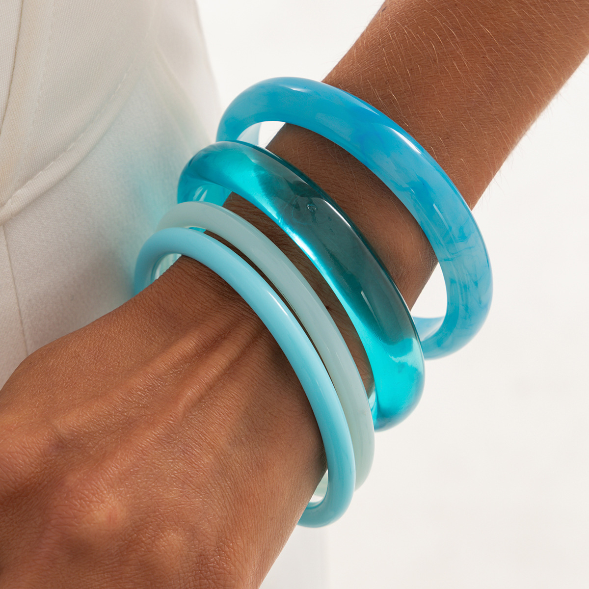 European and American Cross-border Fashion Color Gradient Resin Stacking Bracelets Vintage INS Style Arc-shaped Polished Closed Bangle Bracelets