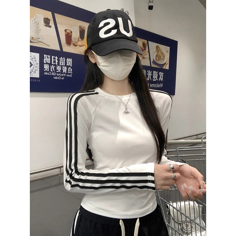 Academy Style Three-Stripe Slim-Fit Long-Sleeve Cotton T-Shirt for Petite Women, Autumn Striped Student Base Shirt Academy Style Three-Stripe Slim-Fit Long-Sleeve Cotton T-Shirt for Petite Women, Autumn Striped Student Base Shirt