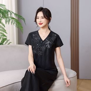 Silk Fragrant Cloud Yarn Cracked High-End Fashion Mulberry Embroider Silk Short-Sleeved 2025 Spring and Summer New V Neck T-Shirt