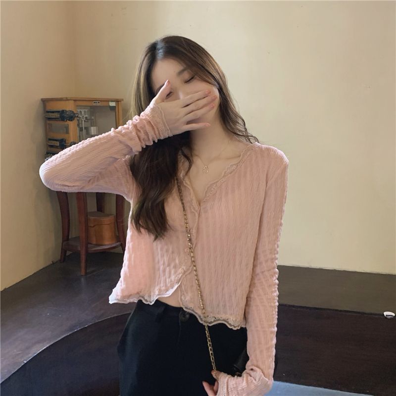 Korean-style V-neck lace shirt women's cardigan air-conditioning shirt jacket design all-match sweet temperament slim top 1