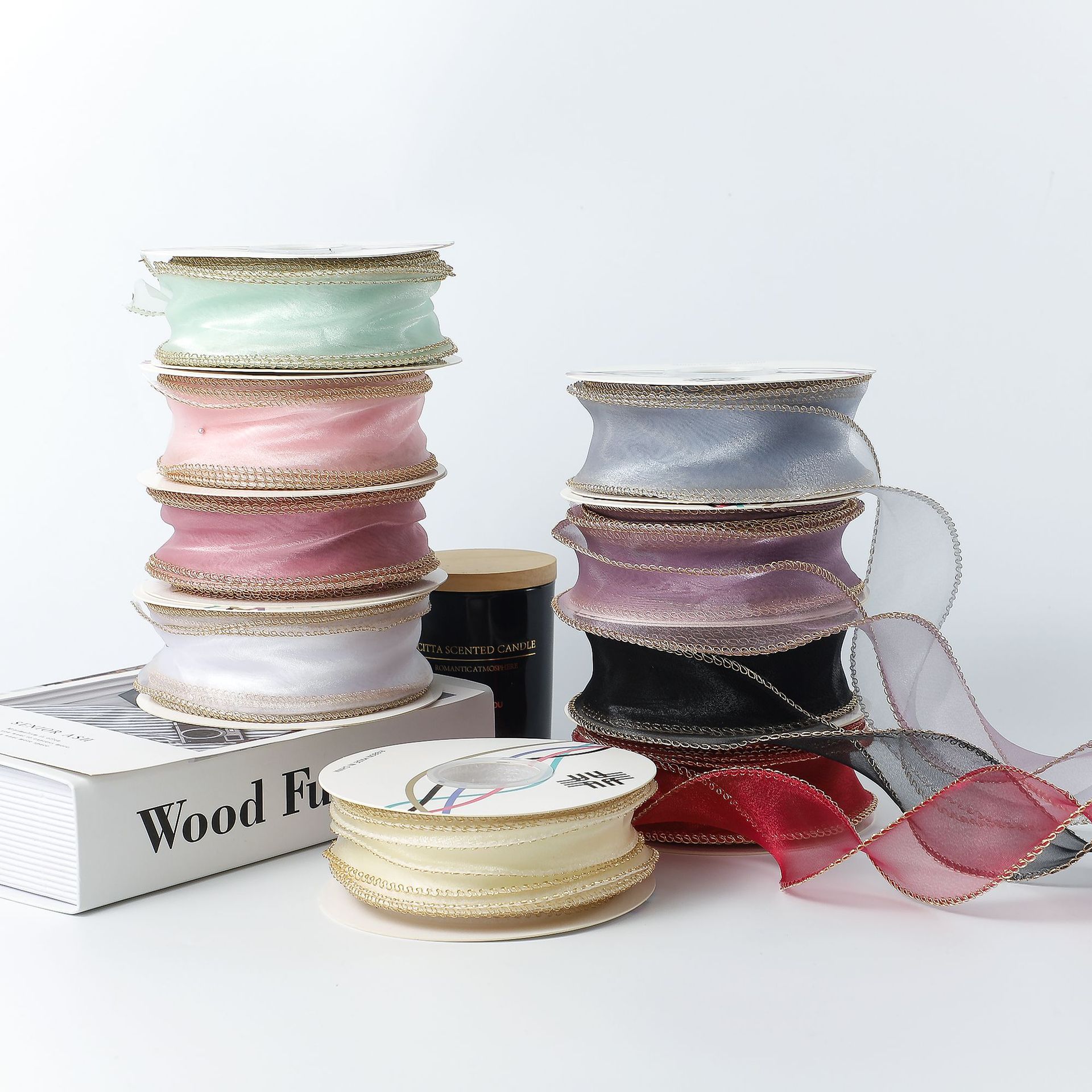 Venta al por mayor 4cm cinta borde dorado fishtail hilo flor cinta arco cinta decoración DIY tocado pastel de embalaje