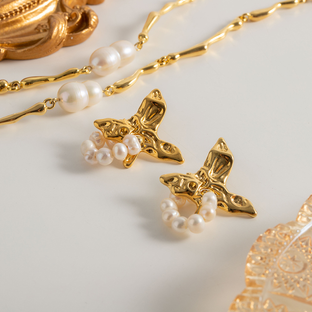 Retro Flower Copper Gold Plated Pearl Earrings 1 Pair