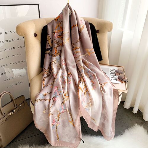 Spring and Autumn New Elegant Sunscreen Silk Scarf for Women Long Printed Shawl Fashion Trendy Sweet Warm Scarf