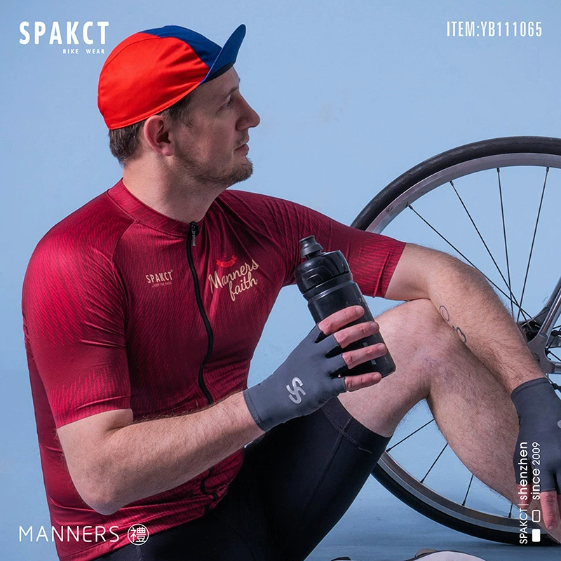 Дышащая майка/майка из сетки? jersey: перевод jersey как трикотаж? Но says breathable jersey, quick dry road mountain retroreflective bike, with short sleeve - спортивная дышащая футболка? Could be