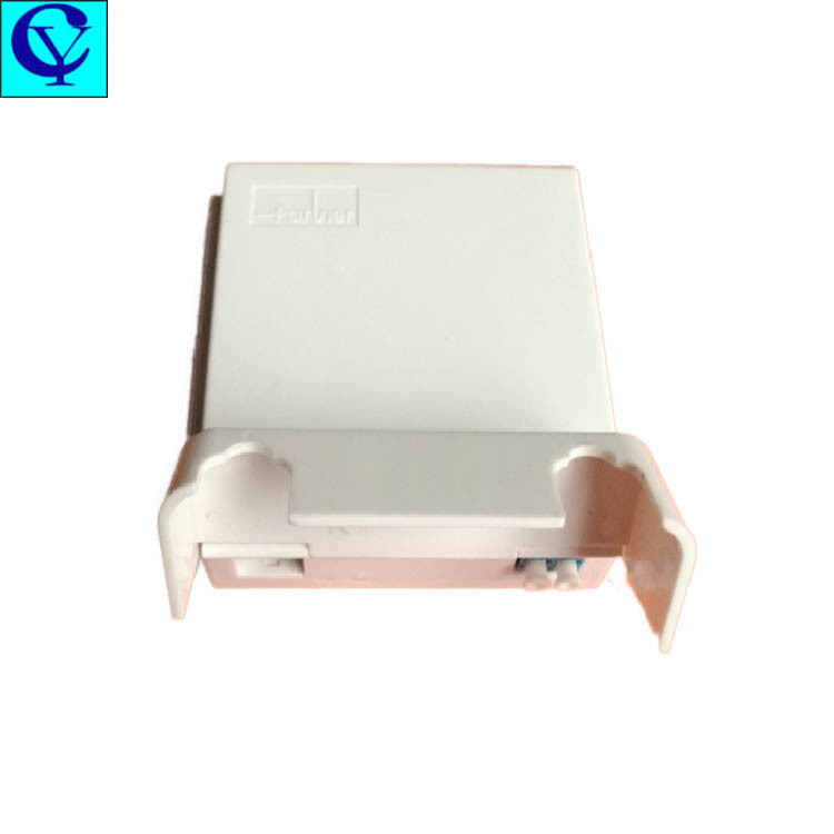 带防尘盖塑料光纤桌面盒