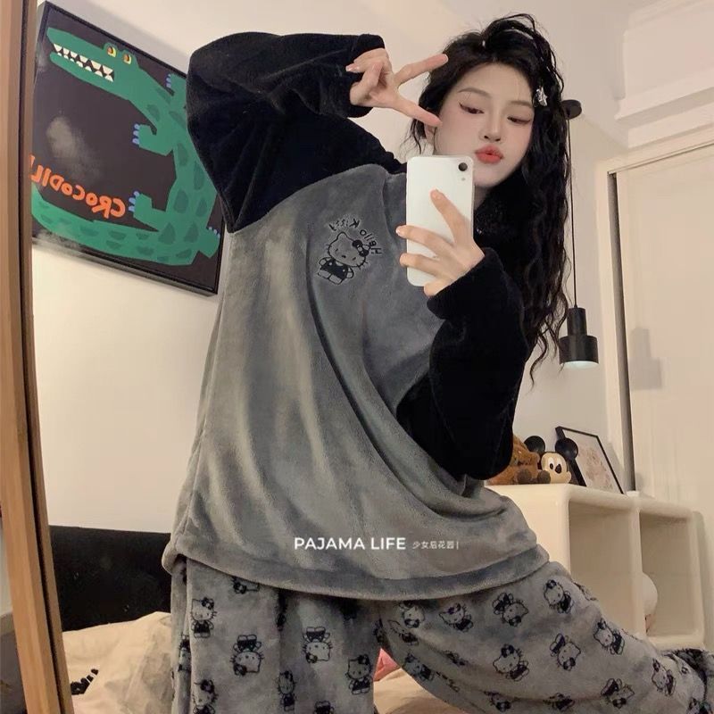 可爱睡衣女秋冬款珊瑚绒圆领加厚加绒校园法兰绒冬季家居服套装